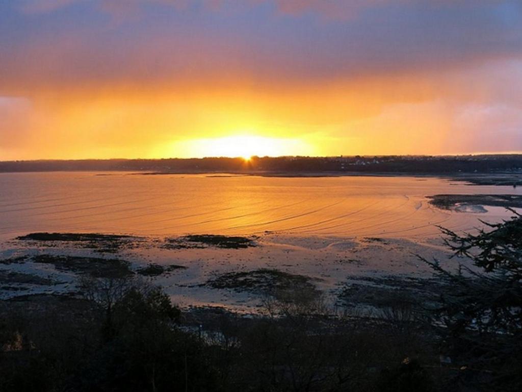 شقة La Presqu' Ile Du Lenn Face A La Mer Louannec المظهر الخارجي الصورة